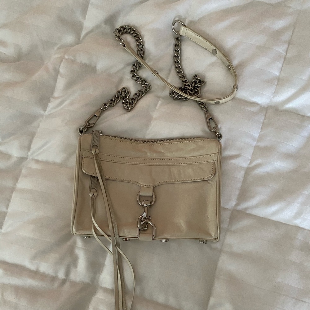 Rebeca M purse